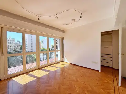 Departamento 7 ambientes con 3 baños