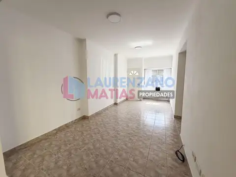 Depto Tipo Casa en Alquiler de 3 ambientes