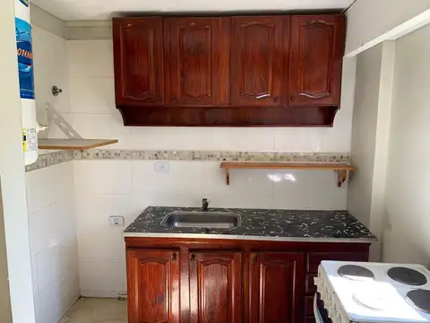 VENTA MONOAMBIENTE C/ COCHERA  EN VILLA PUEYRREDON