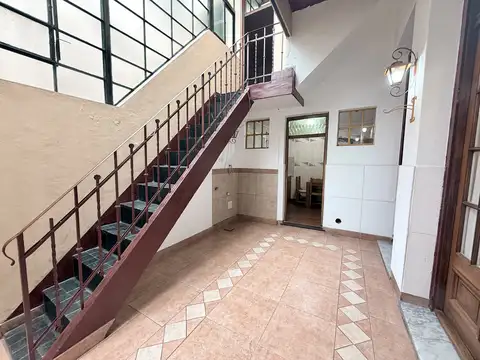 Depto Tipo Casa en Venta de 5 ambientes