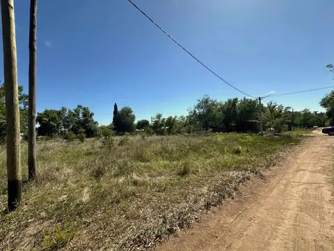 Gavilan esq. Naranjero 100