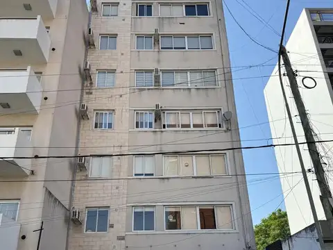 Venta Departamento 4 ambientes, Moron Sur