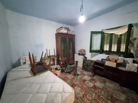 Casa 3 amb Venta Pilar con Jardín a Refaccionar