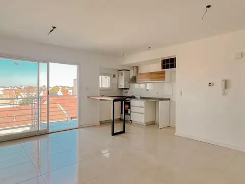 A ESTRENAR | VENTA | DEPTO 3 AMB AL FRENTE CON COCHERA | SAN JOSE