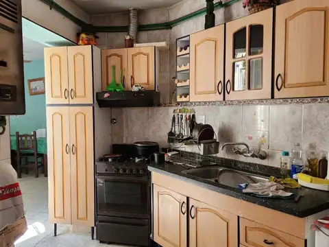 CASA DE 2 PLANTAS. 5 HAB. APTA CREDITO. CHIMBAS