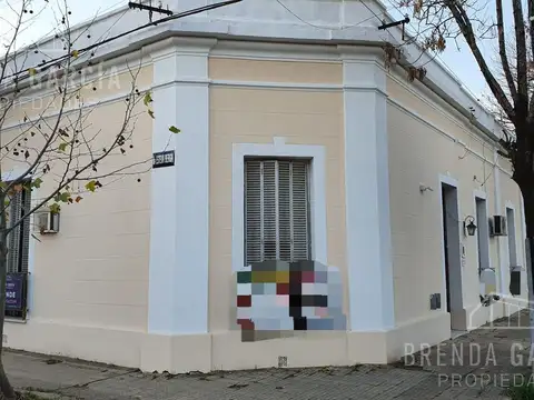 Casa Antigua en Excelente Ubicación- Colon Entre Rios