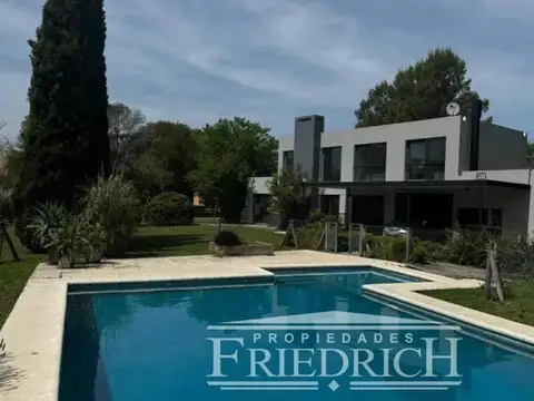 CASA EN VENTA - CLUB DE CAMPO EL NACIONAL