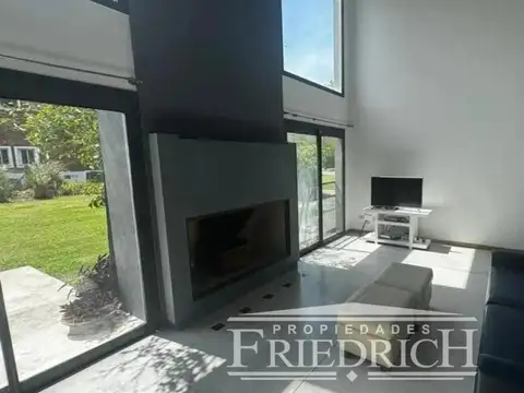Casa en Venta en El Nacional Club de Campo, USD 265.000