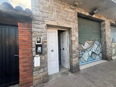 Depto Tipo Casa en Alquiler de 3 ambientes