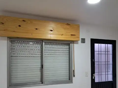 Depto Tipo Casa en Alquiler de 2 ambientes