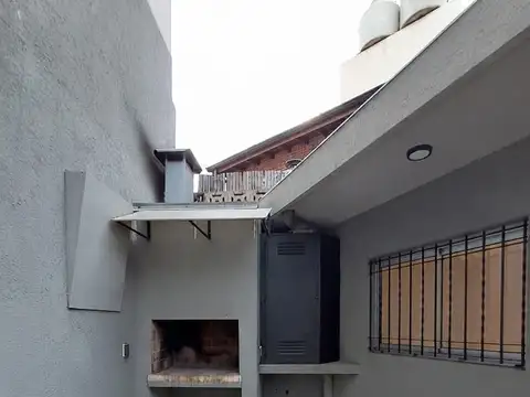 Depto Tipo Casa en Alquiler al Noreste