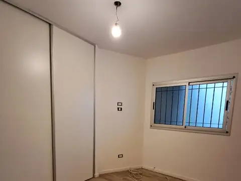 Depto Tipo Casa en Alquiler de 1 dormitorio