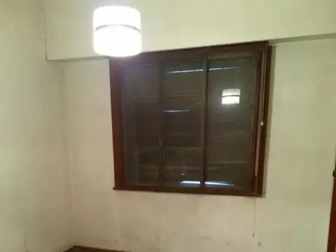 Terreno en Venta en Villa Luzuriaga, USD 150.000