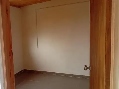 SE ALQUILA CASA DE 1 DORMITORIO EN NEPTUNIA SUR