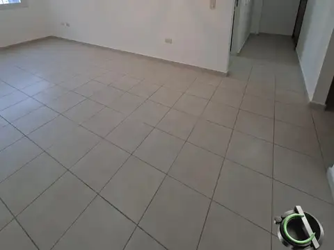 Roque Saenz Peña 700