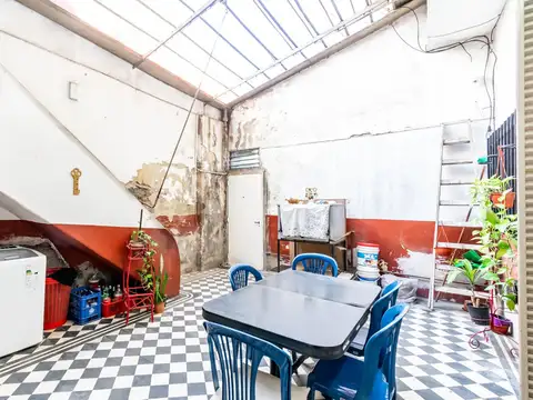 Dr. Prof. Pedro Chutro 2675