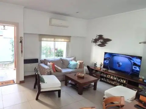 Casa en Venta en Olivos, USD 235.000