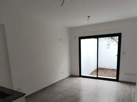 Portela 200, Piso PB