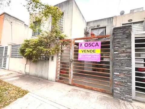 DUPLEX con patio. cochera Moreno centro