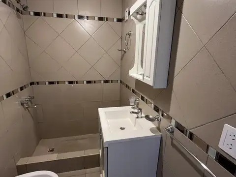 Departamento en Alquiler en Villa Luzuriaga, $ 480.000
