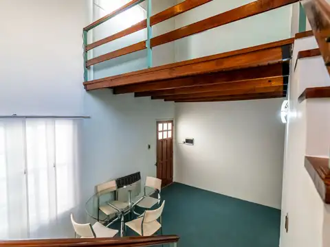 Depto Tipo Casa en Venta de 3 ambientes