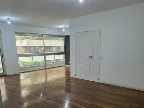 Departamento en Alquiler de 4 ambientes