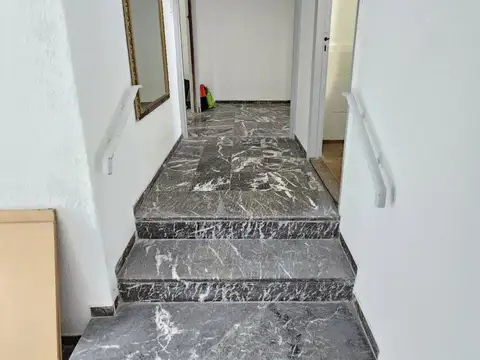 Depto Tipo Casa en Venta de 4 dormitorios