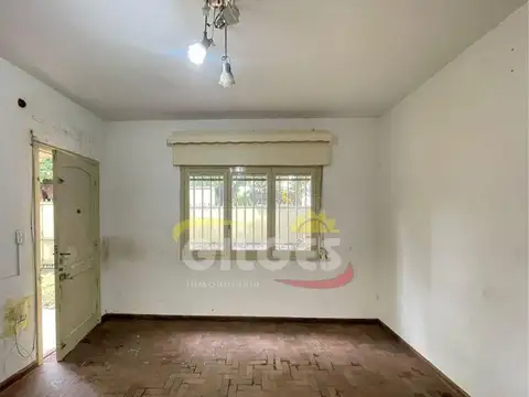 Casa en Venta en Villa Luzuriaga, USD 110.000