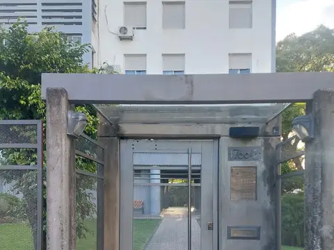 Remedios De Escalada De San Martín 1700, Piso 3