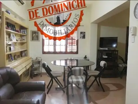 Vendemos hermosa casa zona Saint Patrick.