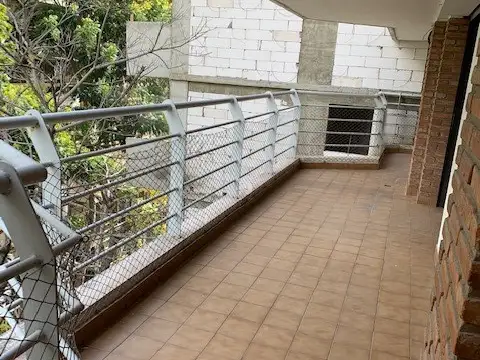 Departamento en Alquiler de 3 dormitorios