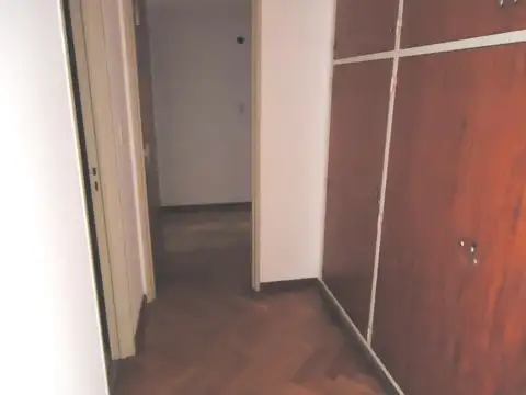 Departamento en Alquiler de 6 ambientes