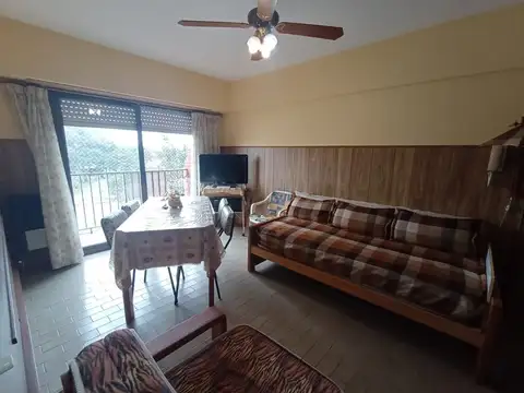 Calle 2 2200, Piso 3