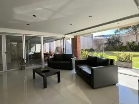 Departamento en Alquiler en Castelar Norte, $ 1.400.000