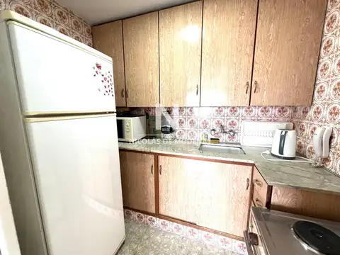 Venta. Península, 1 dormitorio y medio garaje.