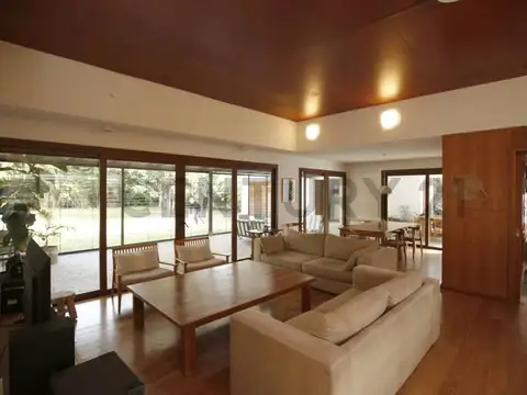 Casa en Venta en Manuel B Gonnet, USD 450.000