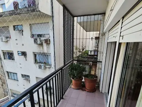 Agüero 2200, Piso 7