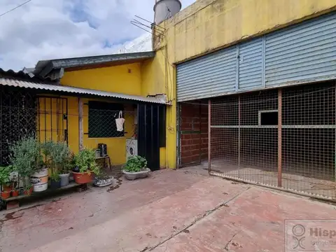 Galpón en venta, con departamento ó oficinas en Tortuguitas