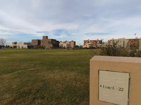 BARRIO LOS PASOS DEL JOCKEY 2 OPORTUNIDAD LA MEJOR UBICACIÓN