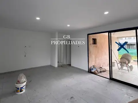 Casa en Venta en Pilar Del Este - Santa Elisa, USD 155.000