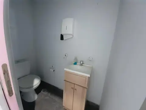 Local en Alquiler en Villa Ballester, $ 550.000