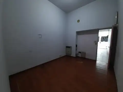 Local en Alquiler 25 años