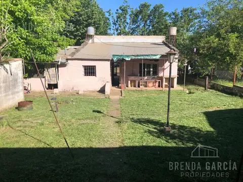 Casa 5 ambientes con 1 baño