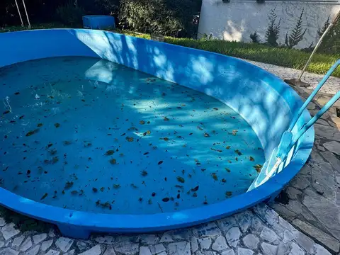 Venta Casa de 2 dormitorios jardin y pileta en Pueblo Esther