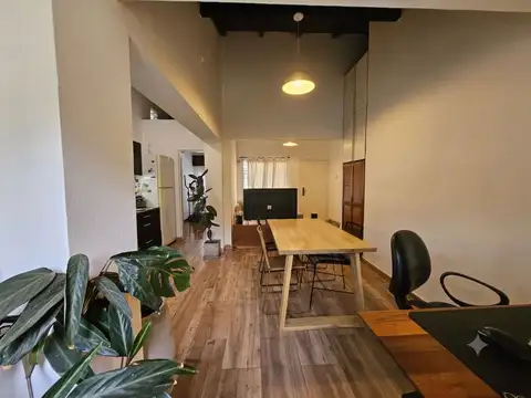 Depto Tipo Casa en Venta de 4 ambientes