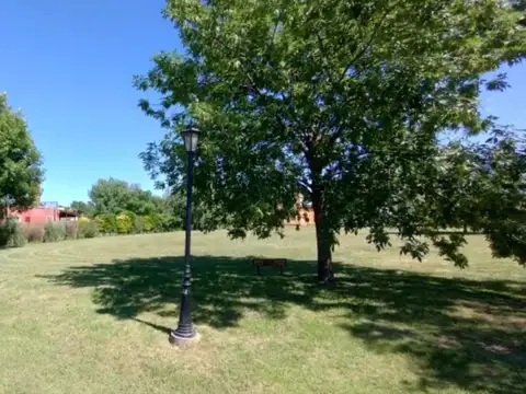 Terreno en Venta en Los Alcanfores, USD 74.500