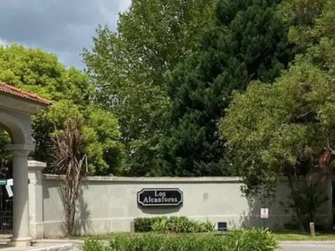 Terreno en Venta en Los Alcanfores, USD 74.500