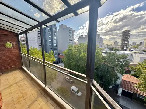 VENTA DEPARTAMENTO 3 AMBIENTES CON COCHERA