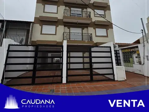 Monoambiente con Cochera en Venta en Villa Luzuriaga