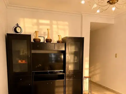 Casa 2 ambientes con 1 baño